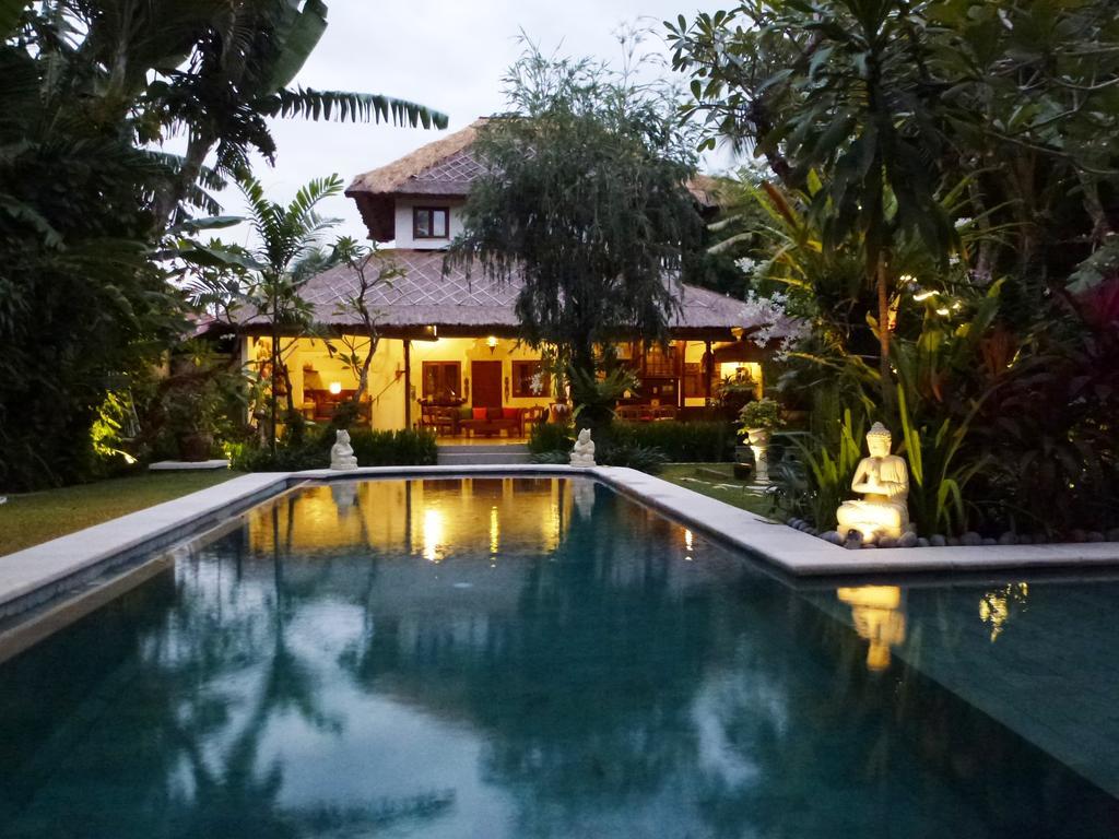 Villa Poppy Seminyak (Bali) Exterior photo